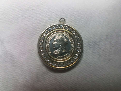Vintage Diamante and Sovereign Pendant