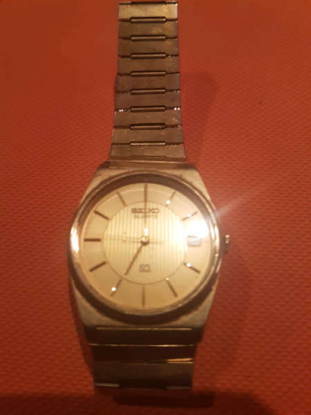 Vintage Seiko Quartz Gents Wristwatch in working order!!