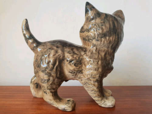 Beswick England Porcelain Kitten!!! Rare!!!