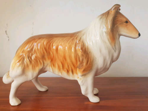 Sylvac Porcelain Figurine with one other? Beautiful!!