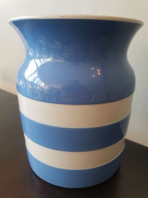 Cornish Kitchen Ware TG Green and Co LTD. storage container and lid!!!