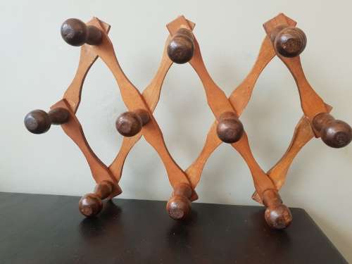 Vintage Expandable Peg Rack