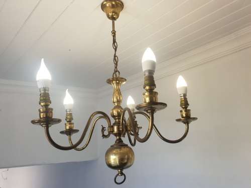 Stunning Brass Chandelier 100% working!!