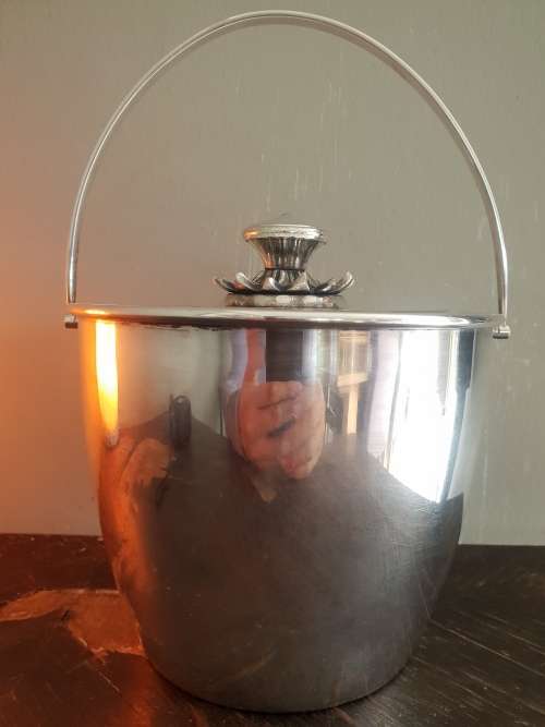 Louis Silver Plate Ice Bucket!!