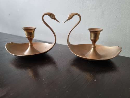 Stunning Pair Solid Brass Candlestick Holder Swans!!