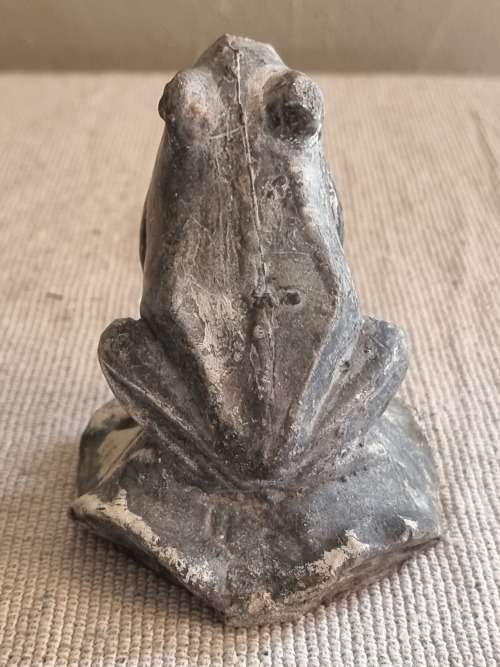 Vintage Lead Frog