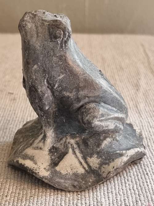 Vintage Lead Frog