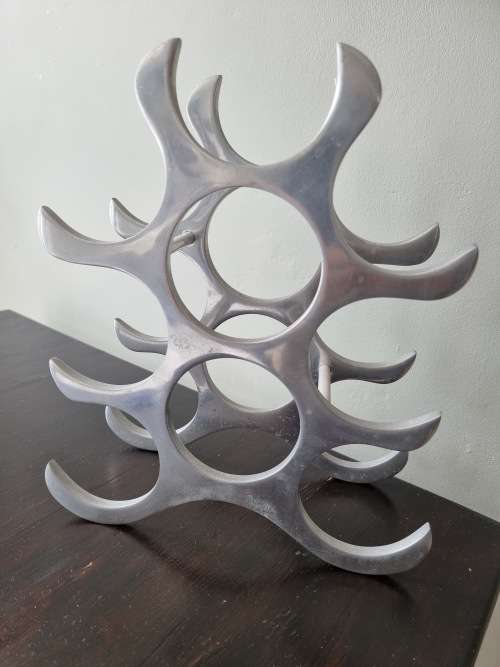 Wine Rack for 9 bottles in Aluminium.