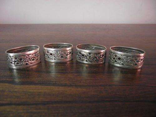 SET OF 4 GERO SILVER PLATED NAPKIN RINGS HOLLAND