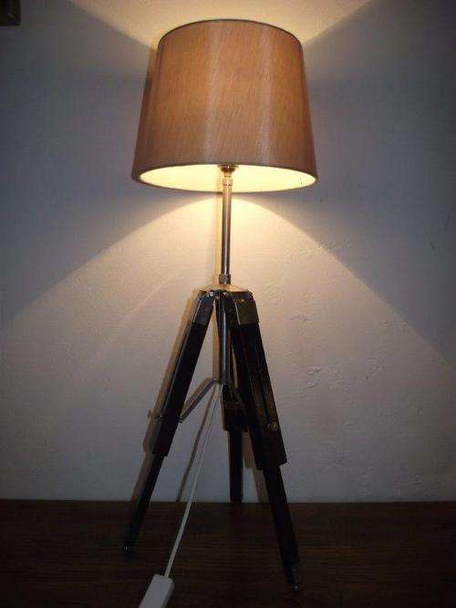 STUNNING ADJUSTABLE TRESTLE LAMP