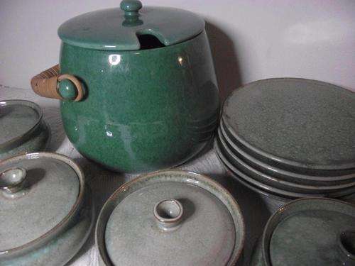 STUNNING SOUP TUREEN, SOUP BOWL AND SIDE PLATE SET