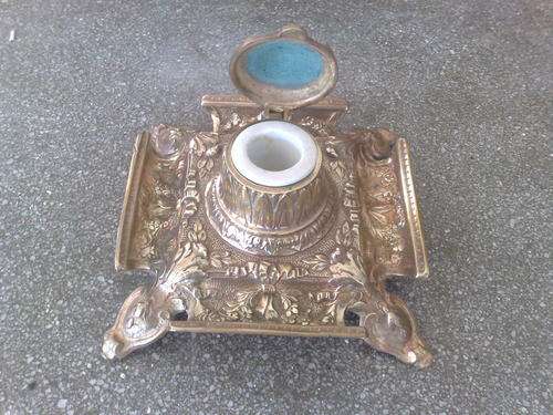 JH DEPOSE CAST BRASS INKWELL WITH PORCELAIN INK BOWL