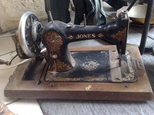 JONES SEWING MACHINE