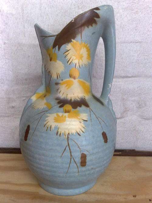 VENTNOR ENGLAND ART DECO VASE