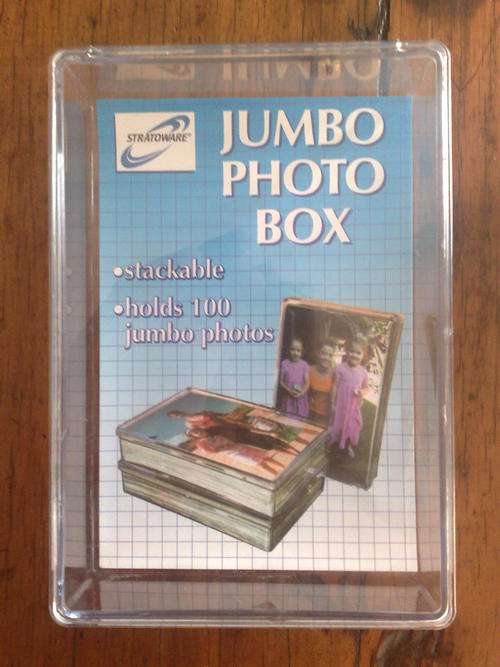 JUMBO PHOTO BOX HOLDS UP TO 100 JUMBO PHOTOS!! CRAZY R1!!!!