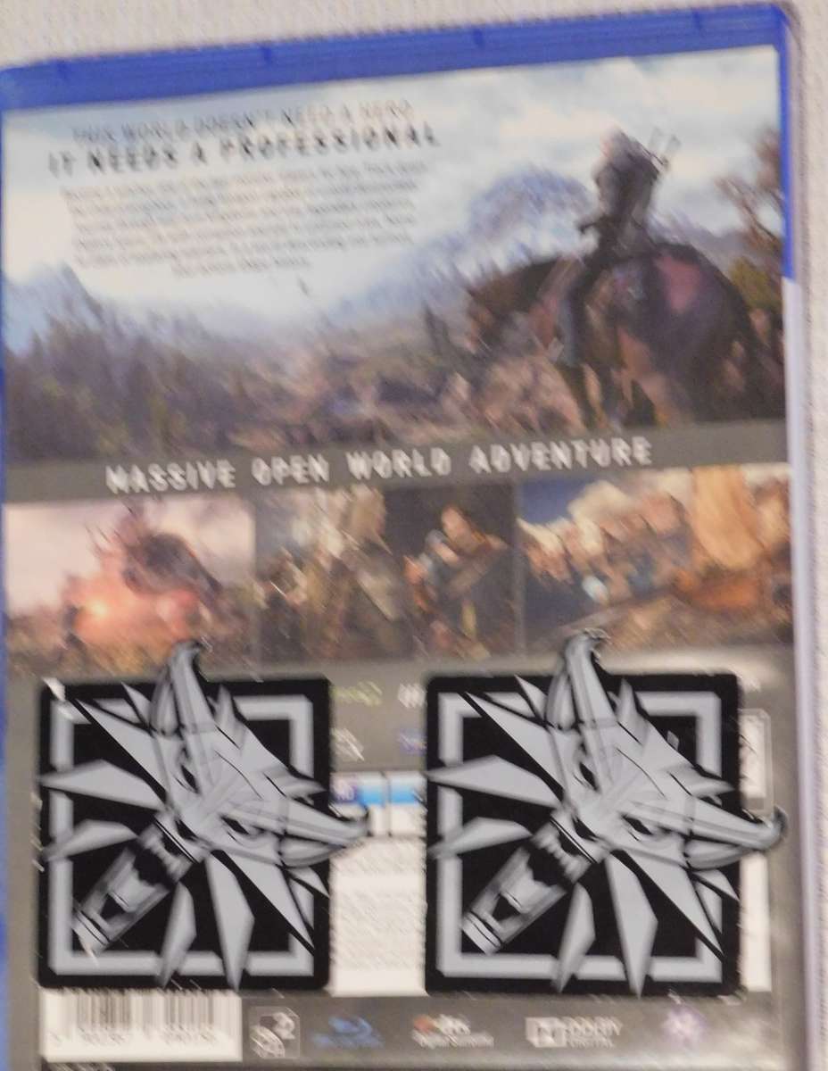 THE WITCHER - WILD HUNT (PS4  Game)