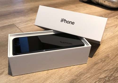 Apple iPhone 128Gb Black