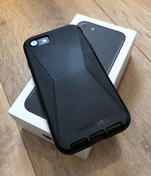 Apple iPhone 128Gb Black