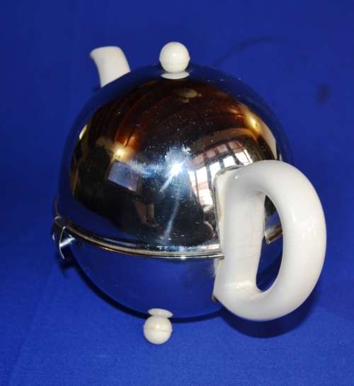 "Everhot" Tea Pot - Made in England