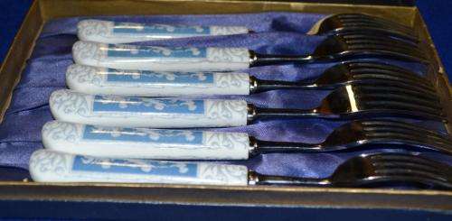 Set of Six Boxed Coalport Cutlass Sheffield  forks