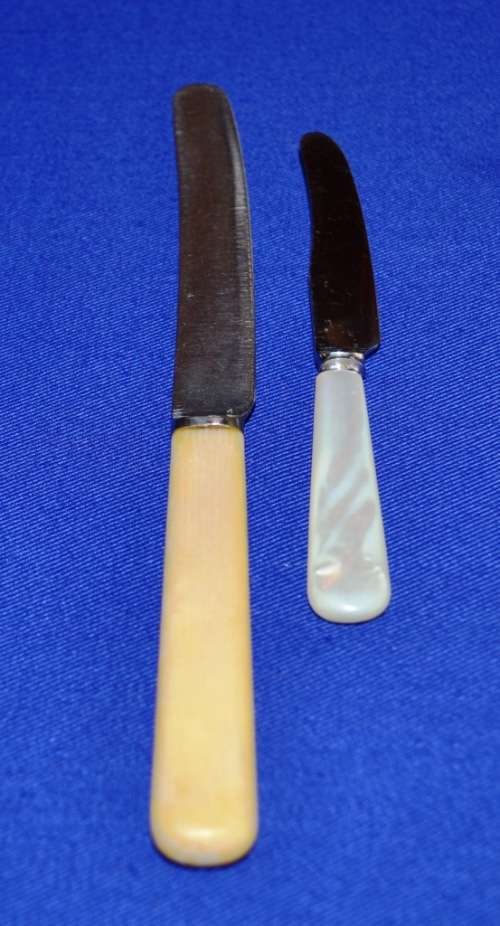 Vintage Knives -  Bone Handle and Mother of Pearl Handle?