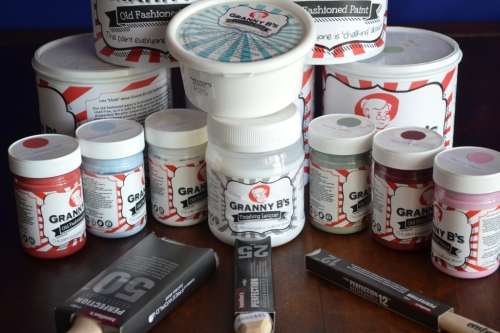 GRANNY B's CHALK PAINT *** Great Value *** Retail Value approximately R1500