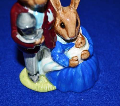 Royal Doulton Bunnykins figurine  "Family Photograph"