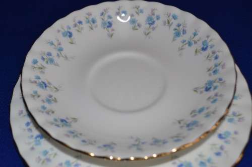 Royal Albert "Memory Lane" Trio