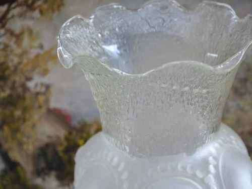 Vintage Victorian Style Banquet Lamp - In working order