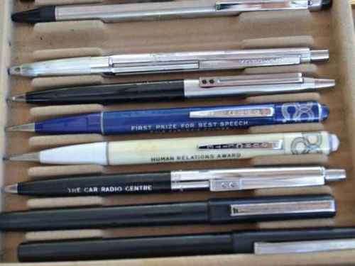 Large Collection of Vintage Pens - 30 Pens in Collectors Folder