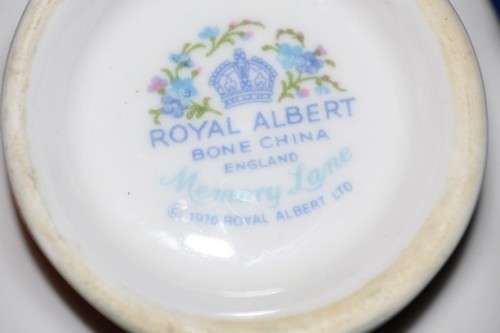 Royal Albert "Memory Lane" Tea Set - 18 Pieces