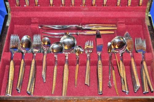 90 piece Schaso Remafux 18/8 Soligen Cutlery Set with Canteen