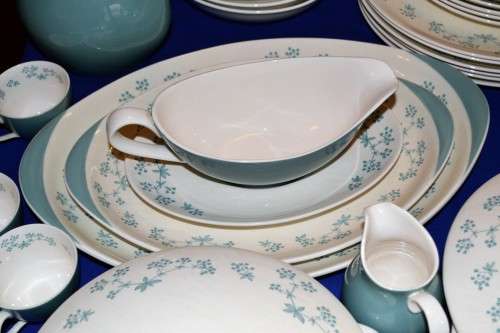 REDUCED-Royal Doulton Dinner Service "April Showers"D6435 - 73 Pieces