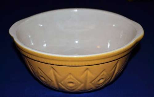 Vintage Eezy Whip Mixing Bowl - No 1