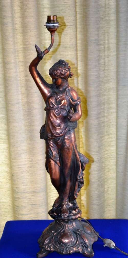 Beautiful Large Bronze finished Vintage Lamp