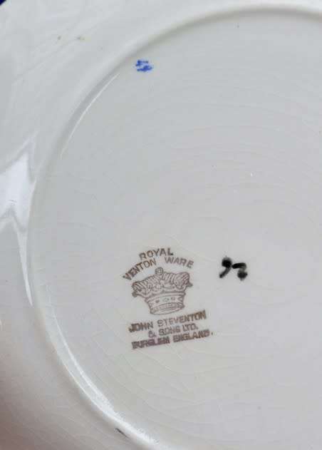 Royal Venton Ware Part Dinner Set
