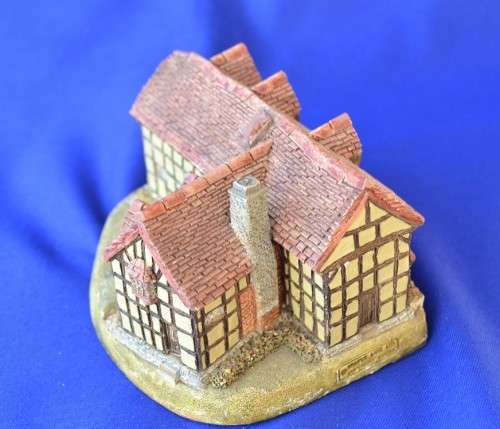 Lilliput Lane Model