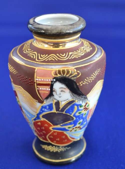 Satsuma Vase - Small