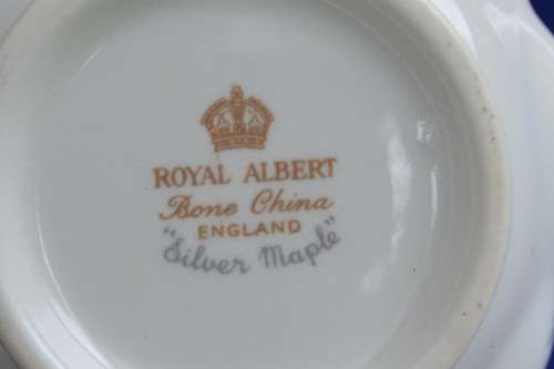 Royal Albert Silver Maple - Four Pieces