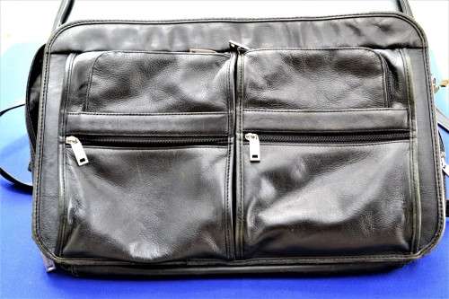 Busby Mobile Office Laptop Leather Case - Pull Along