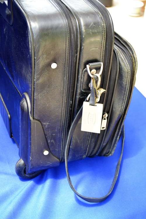 Busby Mobile Office Laptop Leather Case - Pull Along