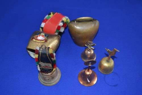 BRASS ITEMS BELLS - VINTAGE