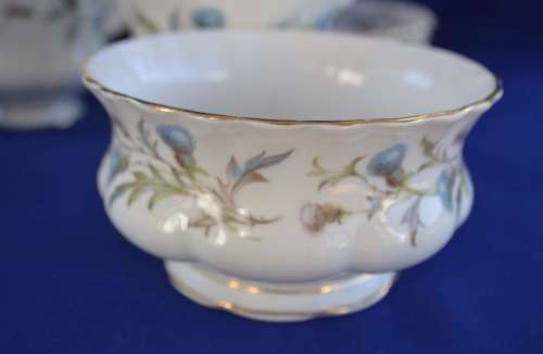 ROYAL ALBERT Brigadoon Tea Set - 21pce