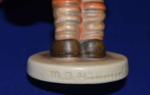 Hummel "Sister" Girl with Basket Figurine #98 - Vintage