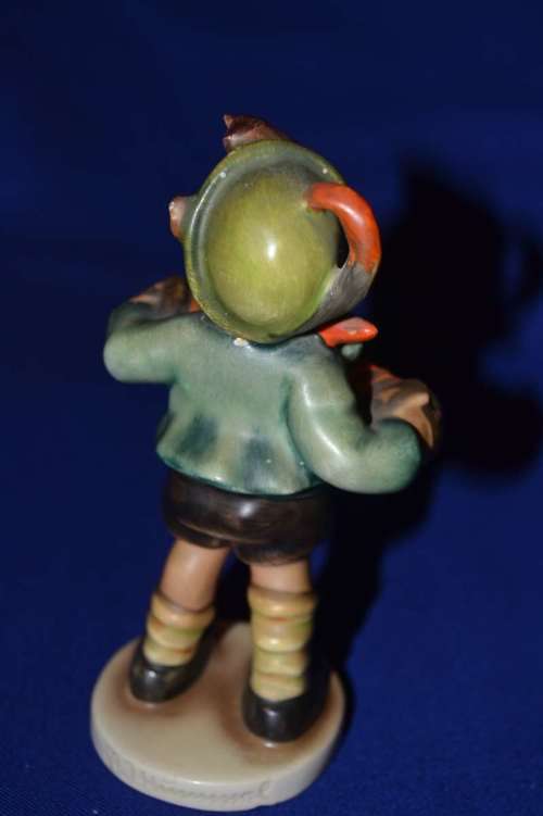 Hummel "Accordion Boy" Figurine #185 - Vintage