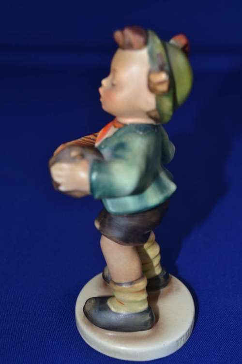 Hummel "Accordion Boy" Figurine #185 - Vintage