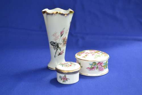 Assembled Porcelain Dressing Table Set - 3 Pieces