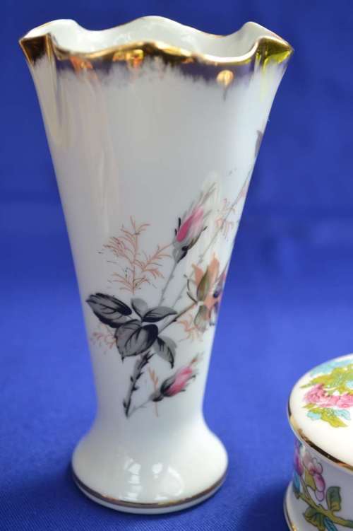 Assembled Porcelain Dressing Table Set - 3 Pieces