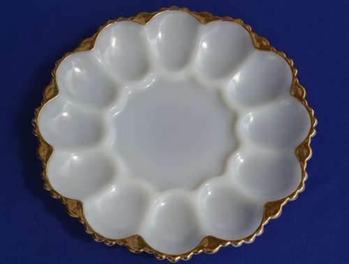 Anchor Hocking Vintage Milk Glass Devilled Egg Plate - Gold Trim