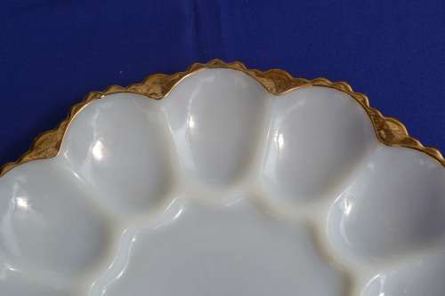 Anchor Hocking Vintage Milk Glass Devilled Egg Plate - Gold Trim